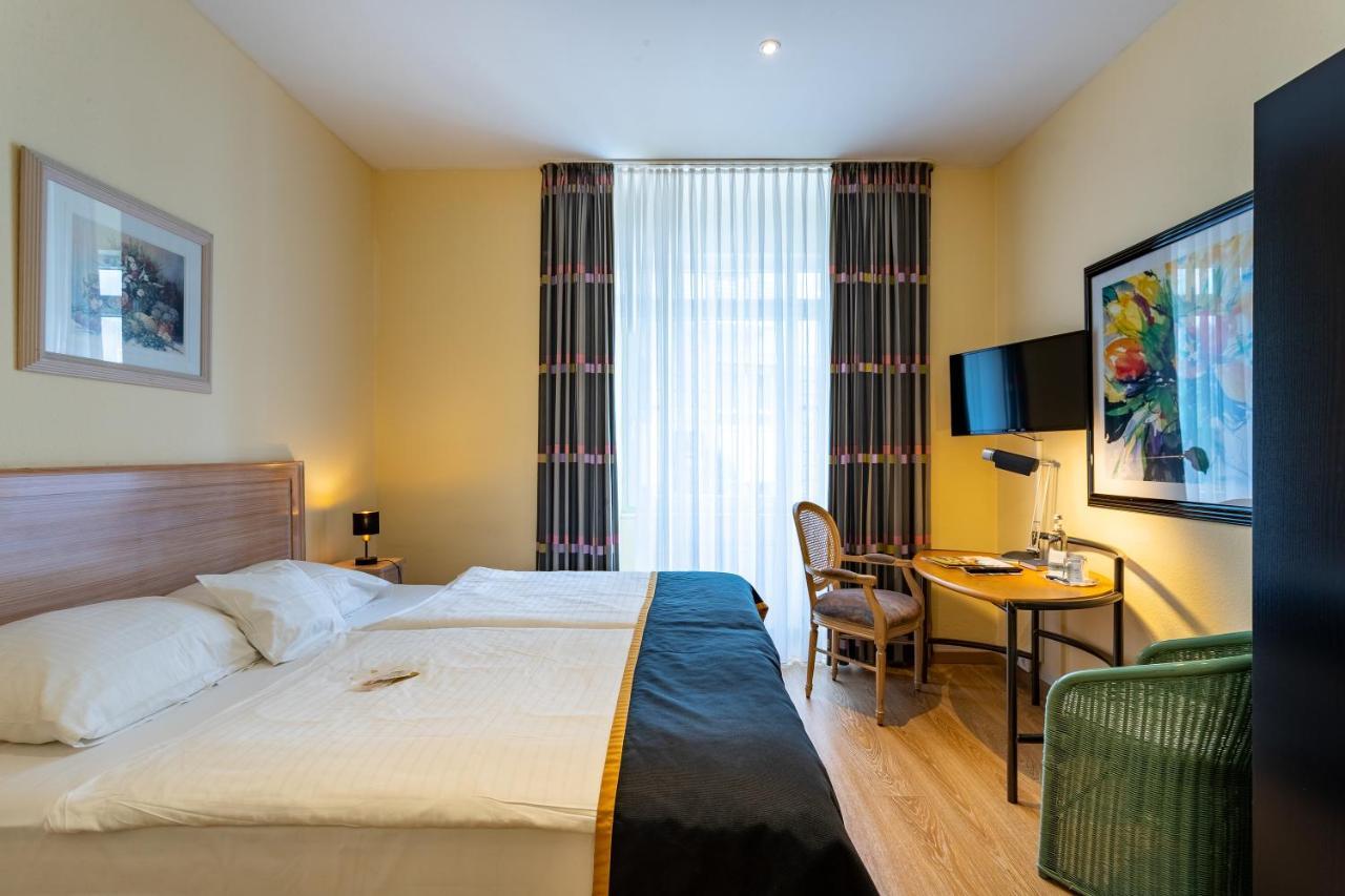 Hotel Am Muehlenteich Швельм Экстерьер фото