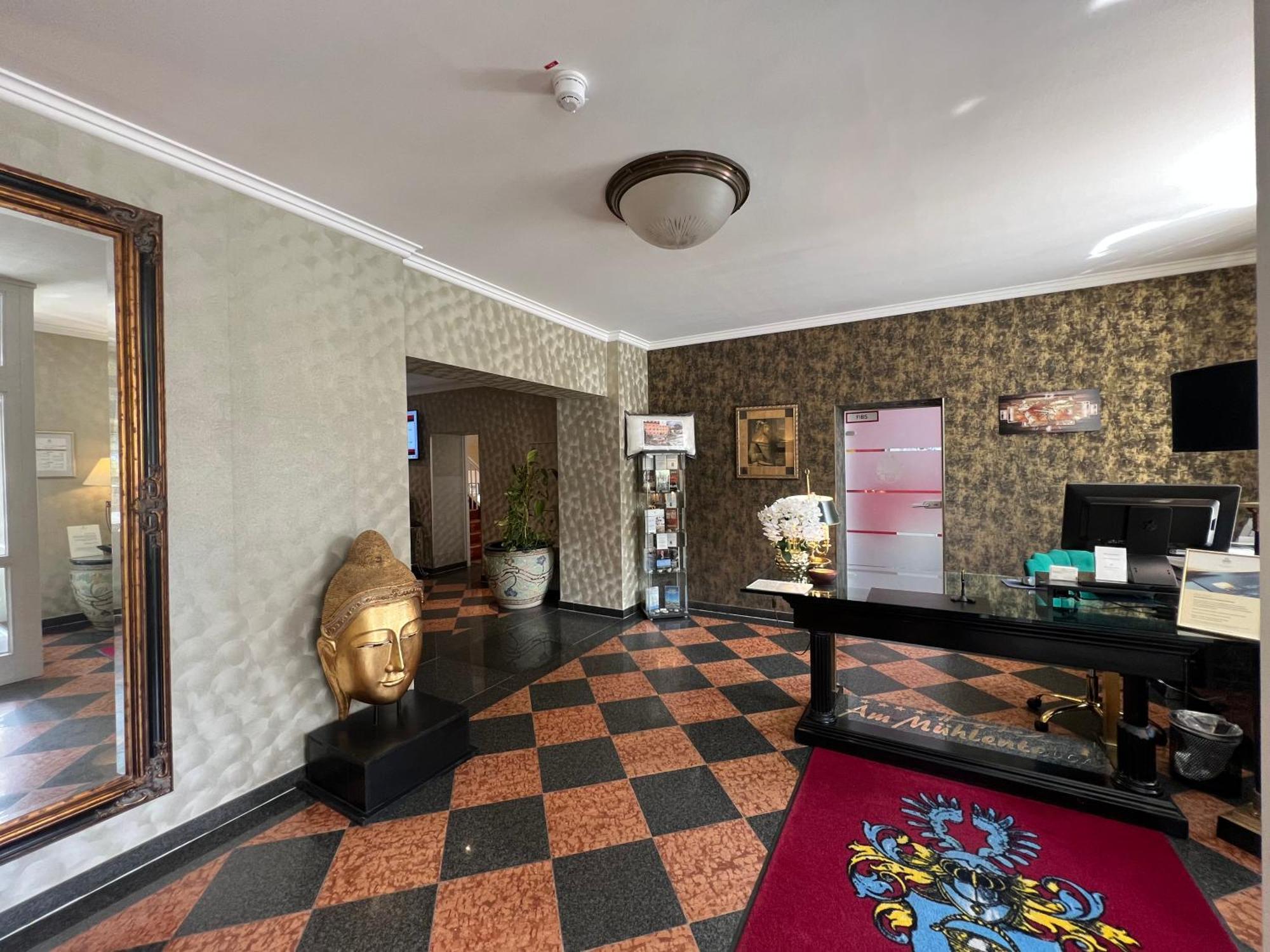 Hotel Am Muehlenteich Швельм Экстерьер фото